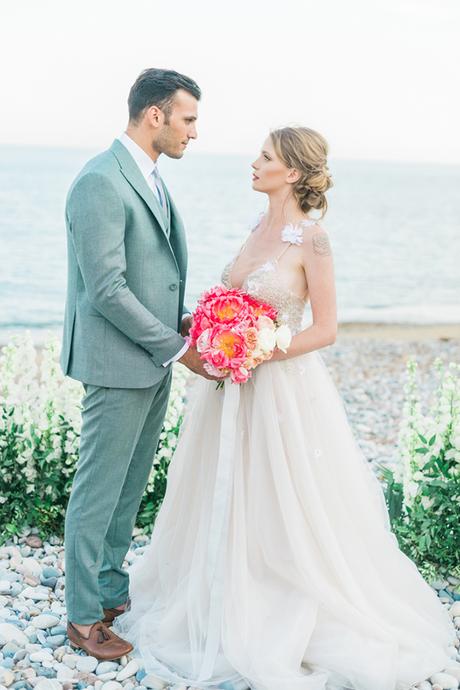 Gorgeous inspiration shoot with bright colours in Cyprus gorgeous-inspiration-shoot-bright-colours-cyprus_21