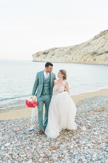 Gorgeous inspiration shoot with bright colours in Cyprus gorgeous-inspiration-shoot-bright-colours-cyprus_22