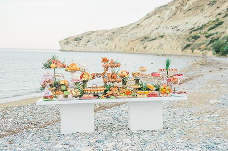 Gorgeous inspiration shoot with bright colours in Cyprus gorgeous-inspiration-shoot-bright-colours-cyprus_19