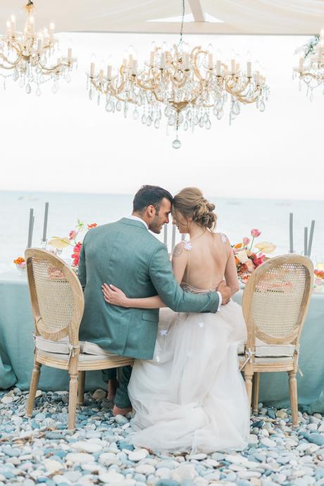 Gorgeous inspiration shoot with bright colours in Cyprus gorgeous-inspiration-shoot-bright-colours-cyprus_26