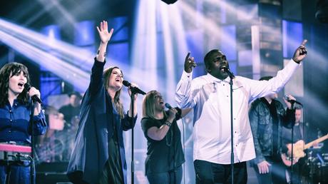 David & Nicole Binion, “DWELL: A Live Worship Experience” feature story; DWELL album available now; TBN “Praise” Special Aug. 21