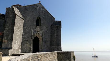 Gironde estuary cycle tour 2/4: Mirambeau alt=