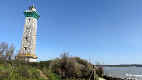 Gironde estuary cycle tour 2/4: Mirambeau alt=