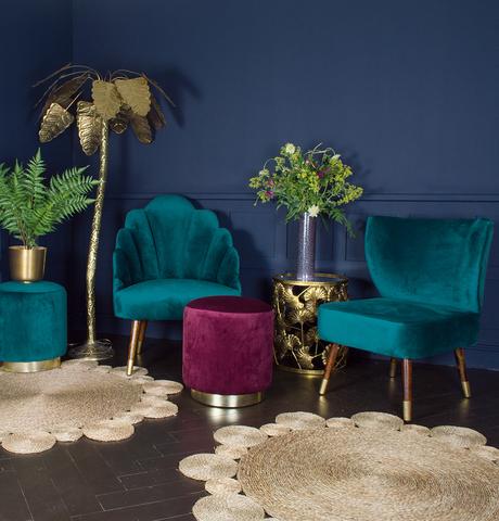Seductive, sensuous and oh so glamorous.  Welcome to Audenza’s world of deliciously sumptuous velvet occasional furniture.