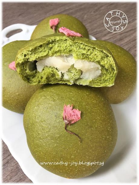 Matcha Buns