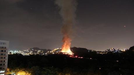 devastating fire in National Museum in Rio, Brazil destroys history !!