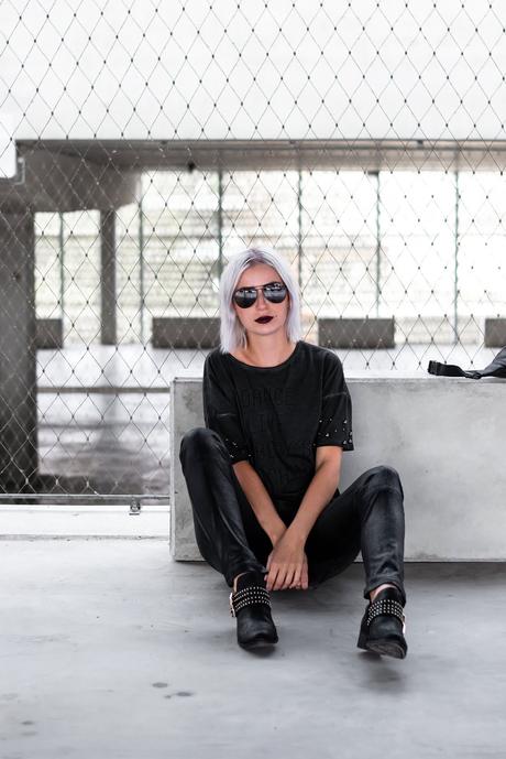 LEATHER LOOK LEATHER LOOK