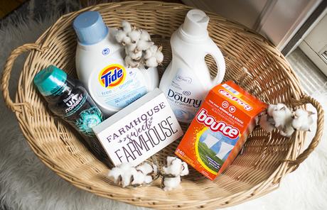 Cleveland blogger The Samantha Show shares 5 ways to make doing laundry easier! Stock up on laundry essentials...