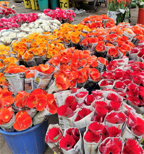 Photo essay: Bengaluru flower market, K R Market