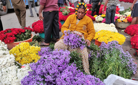 Photo essay: Bengaluru flower market, K R Market
