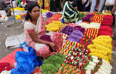 Photo essay: Bengaluru flower market, K R Market