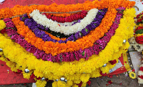 Photo essay: Bengaluru flower market, K R Market