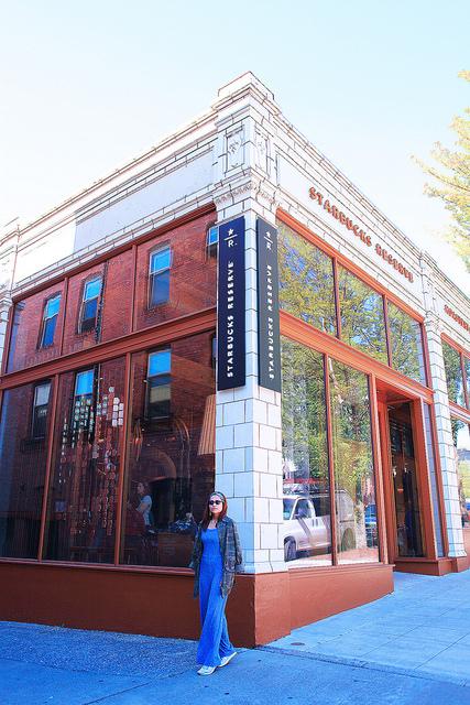 Starbucks Reserve Tanvii.com