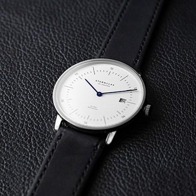 New Watches, Timeless Style: The Sternglas NAOS