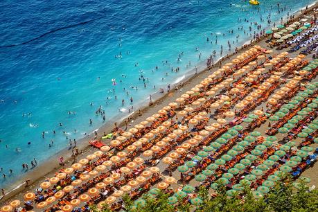 Guide to the Best Beaches in Positano, Italy