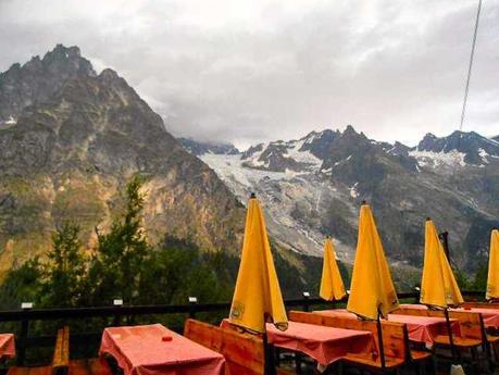 10 Things You Need to Know Before Staying in a Mountain Hut in the Alps