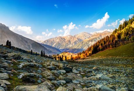 Top 9 Places to visit in Kashmir for Honeymoon