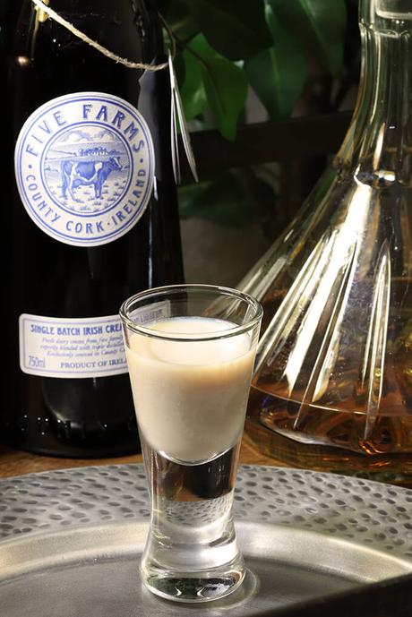 The Irish Toast – an Irish Cream with Irish Whiskey Cocktail