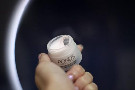 Pond’s Flawless Radiance Derma+ Review