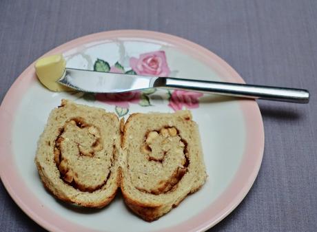 Vegan Cinnamon Nut Rolls!