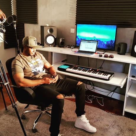 Bouncer! Redsan forced to explain why he hit the gym and got buffed this year Bouncer! Redsan forced to explain why he hit the gym and got buffed this year