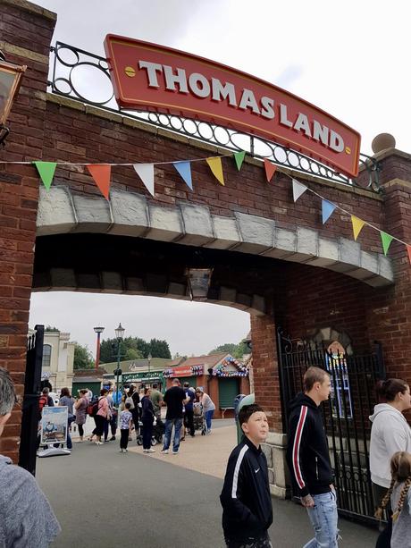 Thomas Land | Drayton Manor Park