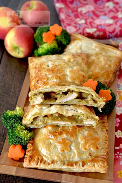 sweet Japanese curry chicken puff pastry pies