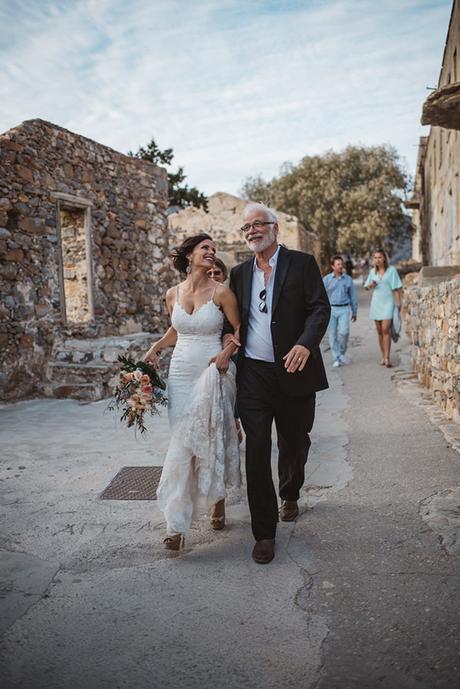 Dreamy destination wedding in Spinalonga | Katrina & Alan dreamy-destination-wedding-spinalonga_14