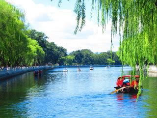 Beijing: Houhai, Shichahai & Beihai Park...