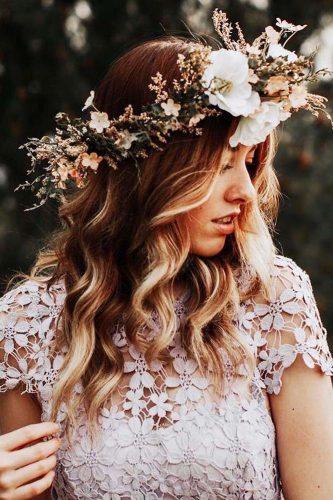 wedding hairstyles for long hair girl beautiful flower crown white fower gracefullybloomed