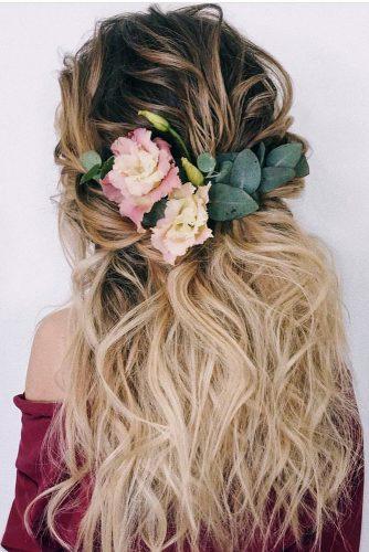 wedding hairstyles for long hair beach waves decorated with flowers belaya_lyudmila via instagram