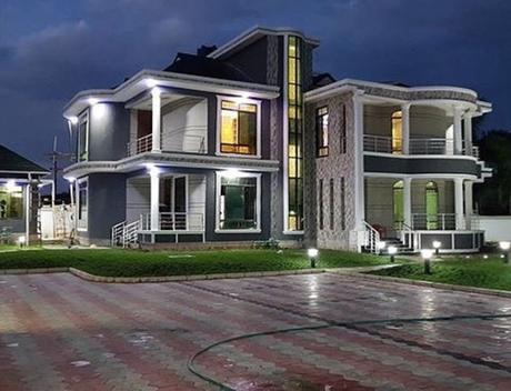 Meet the real owner of the new mansion Diamond Platnumz is renting!