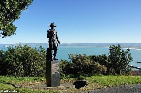 James Cook's statue in New Zealand to be removed !!