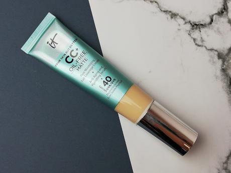It Cosmetics Your Skin But Better CC+ Oil-Free Matte Review - Blogtober