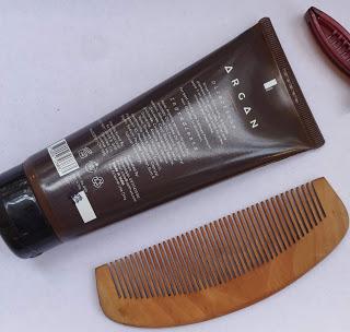 A shampoo which gives almost zero hairfall in shower | Review, Price A shampoo which gives almost zero hairfall in shower | Review, Price
