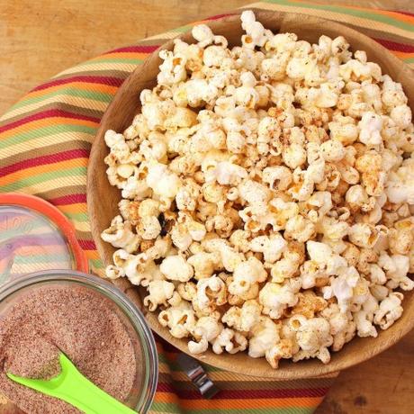 Ghost Cheddar Popcorn #HalloweenRecipes Ghost Cheddar Popcorn #HalloweenRecipes