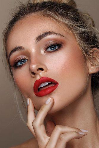 wedding makeup 2019 natural with bright red lips vivis_makeup
