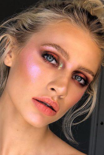 wedding makeup 2019 pink gold tones highlighter and eyeshadows vivis_makeup