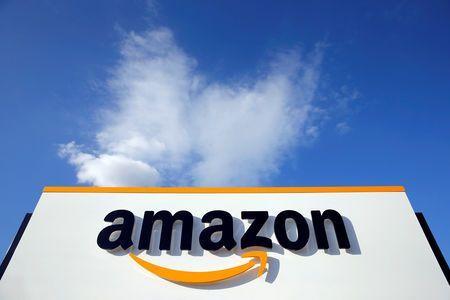 Amazon Yields To Pressure, Increases Salary Of Workers