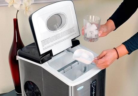 7 Questions To Ask When You Are Buying An Ice Maker