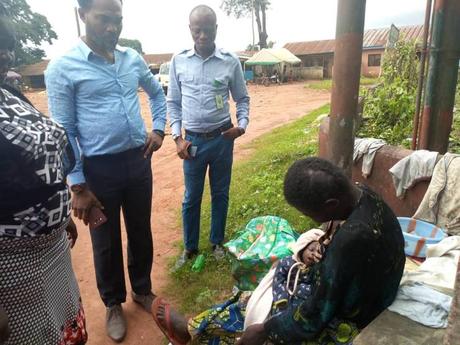 Woman Banished from her Village After been Accused of Witchcraft, Gives Birth on the Road (Photos)
