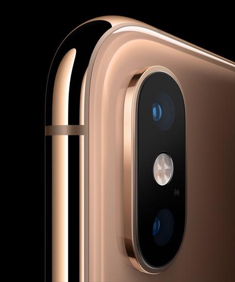 5 Coolest Features Of The iPhone Xs & iPhone Xs