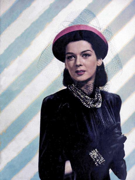 1940s-Fashion---Fall-Dresses-in-1940 - Rosalind Russell 1940s-Fashion---Fall-Dresses-in-1940 - Rosalind Russell