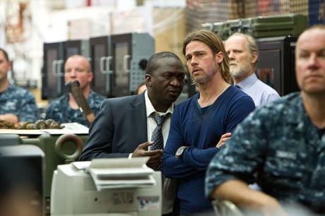 Brad Pitt’s Blue Casual Wear in World War Z Brad Pitt’s Blue Casual Wear in World War Z
