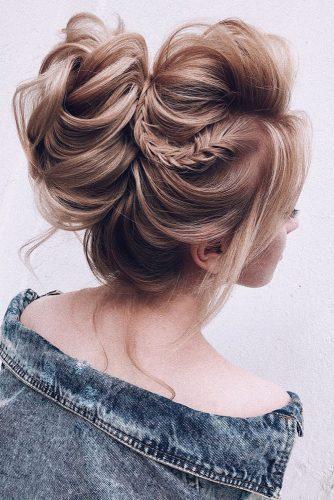 wedding hairstyles 2019 updo hidh bun with thin braid on blonde hair my_wedmakeup