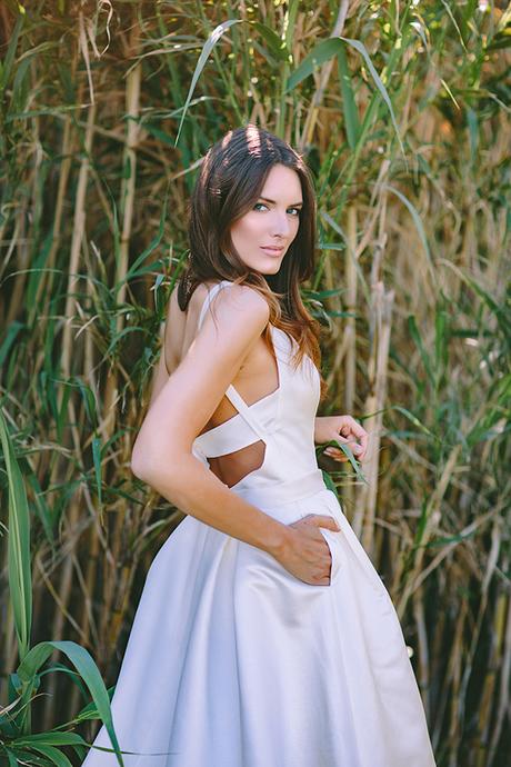 Modern and vibrant bridal shoot in Athens modern-vibrant-bridal-shoot-athens__22