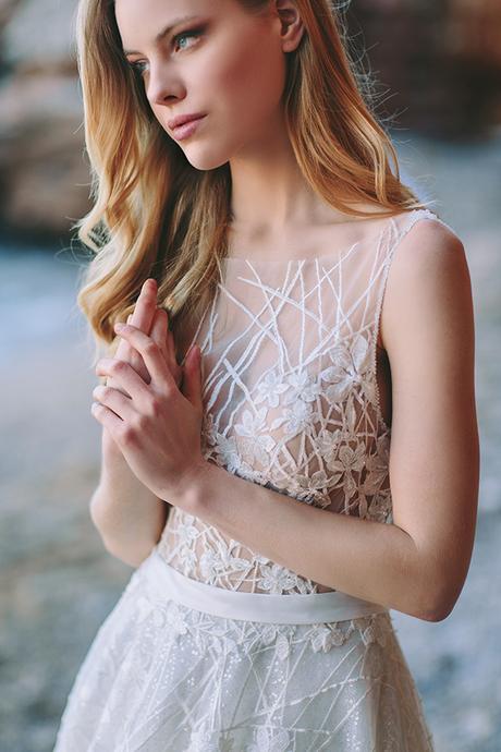 Modern and vibrant bridal shoot in Athens modern-vibrant-bridal-shoot-athens__13