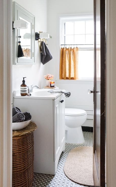 Bathroom Refresh for Holiday Guests