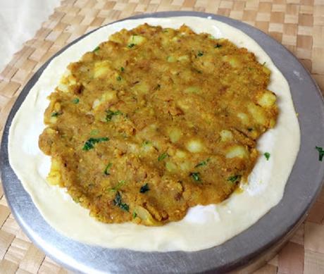 Pinwheel Samosa, Potato Bhakarvadi