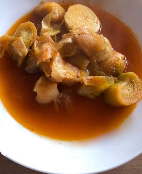Instant Pot Leek, Potato and Paprika Soup recipe by Feisty Tapas. Served on a deep white plate. A quick and delicious pressure cooked soup Instant Pot Leek, Potato and Paprika Soup recipe by Feisty Tapas